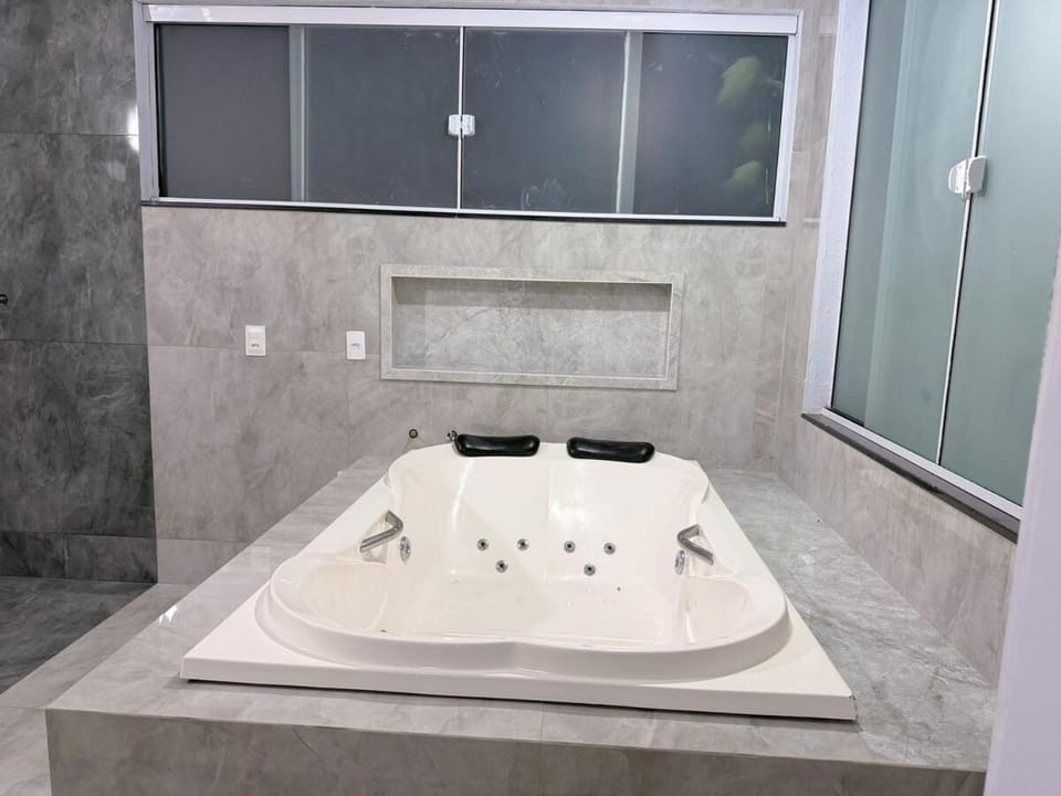 Recanto perto do mar com Jacuzzi House in Balneário Camboriú