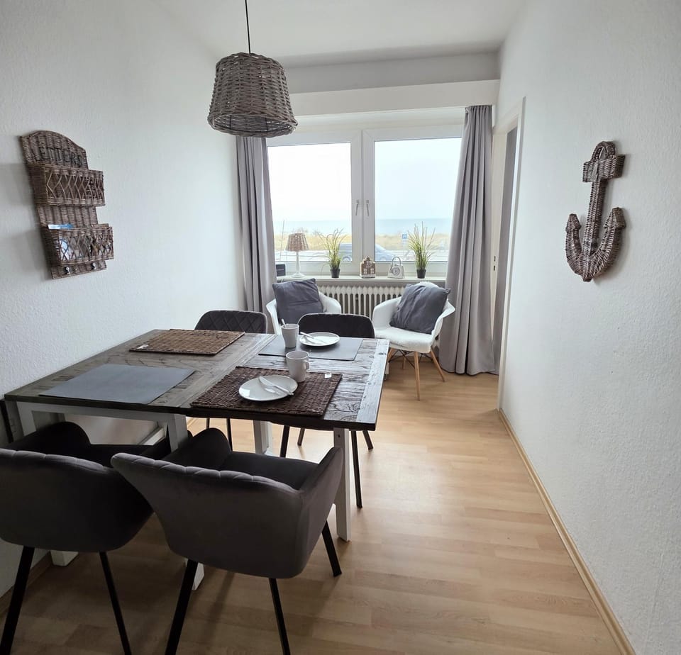 Meerblick und direkt am Badestrand - Willkommen in der Wohnung Bett&Butze! Strandhus Steinwarder 33, Wohnung 119 Apartment in Heiligenhafen