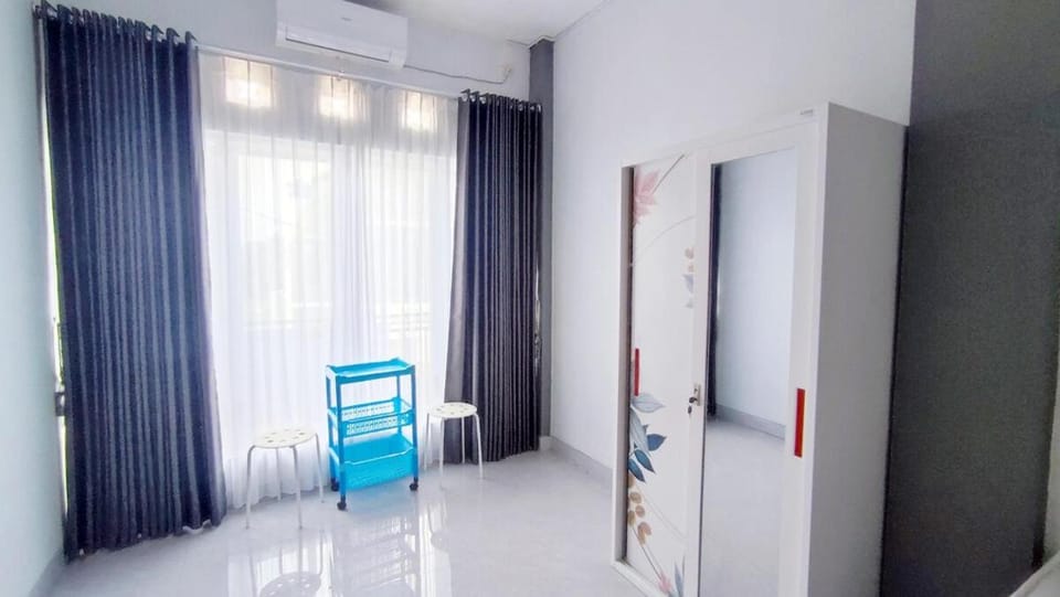 5 Bedrooms Homestay in Jogja-Kangen Homestay Sidokarto House in Special Region of Yogyakarta