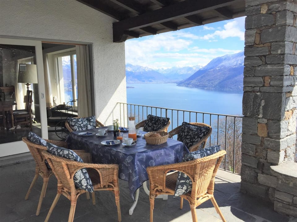 La Civetta by Fewotessin House in Canton of Ticino