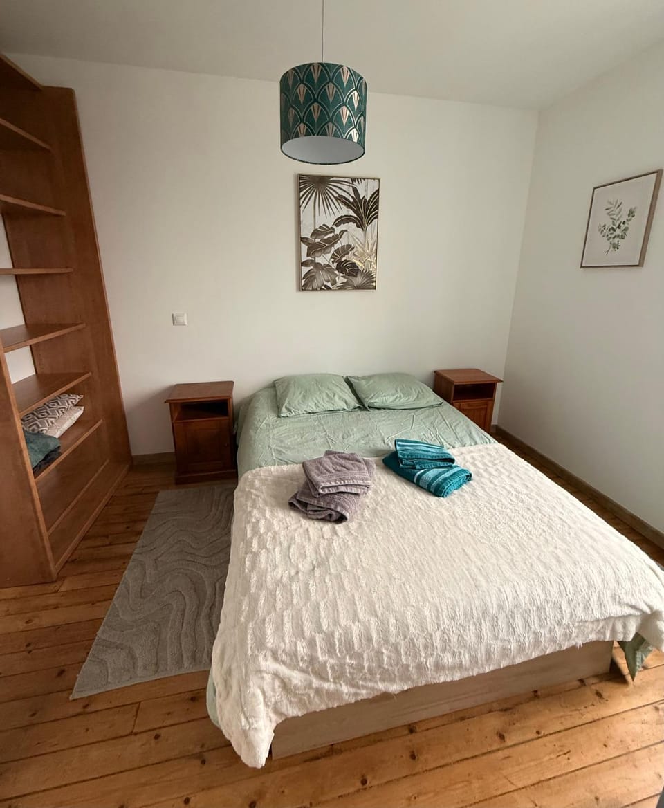 Charmant F2 Apartment in Centre-Val de Loire