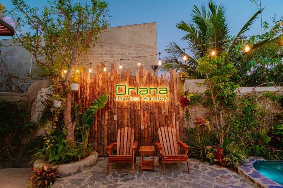 Garden, sunbed