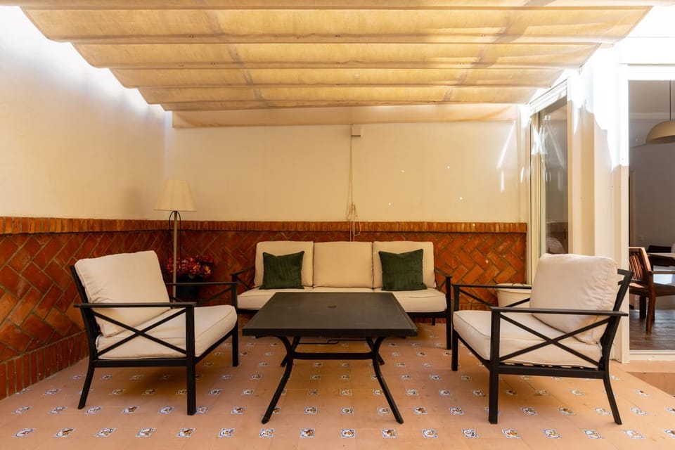 Patio, Inner courtyard view