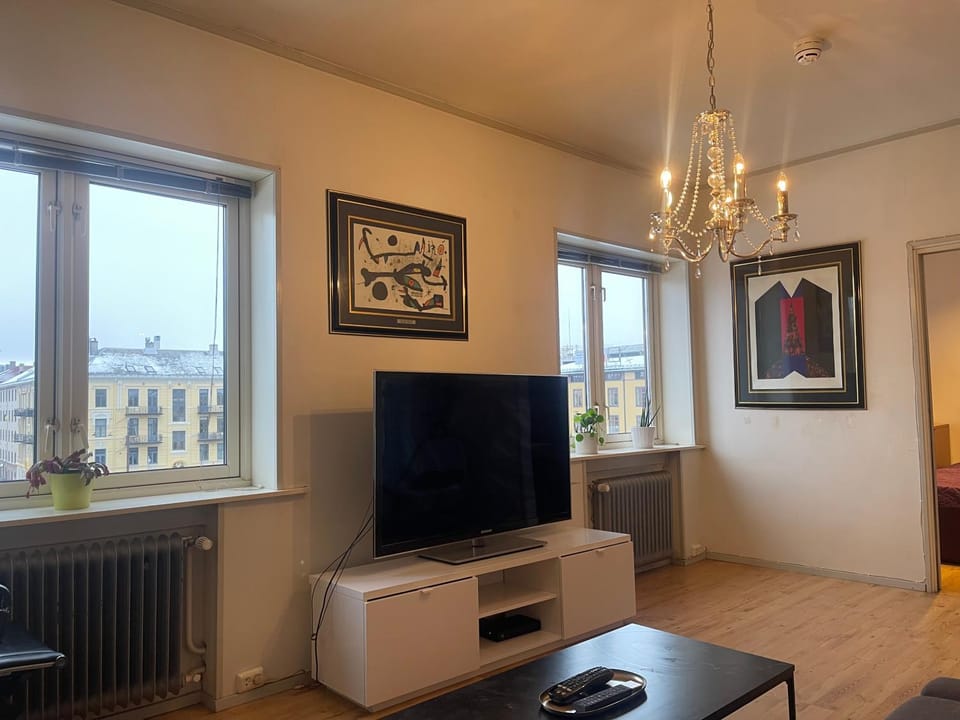 Central apartment in vibrant Majorstuen Oslo Bogstadveien 53A 5th floor with elevator Apartment in Oslo