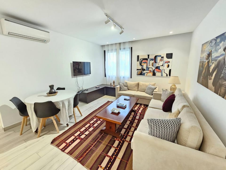 Living room, Decorative detail