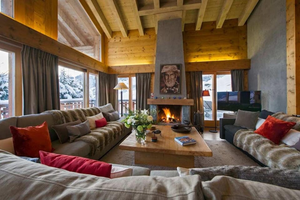 Refined Verbier Chalet With Scenic Views Villa in Riddes