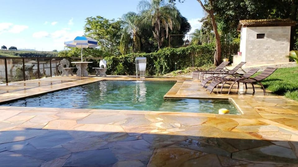Wonderful ranch on the banks of the Furnas Dam House in Contagem