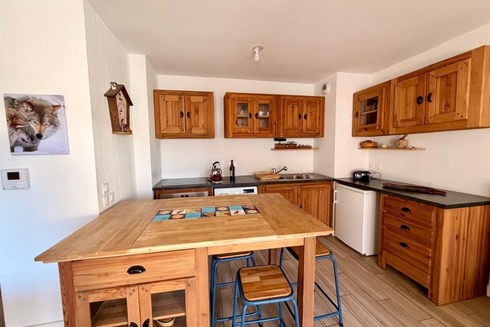 Bright apartment in the heart of Briançon Apartment in Briançon
