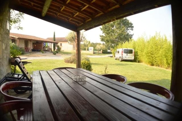 Mirabel #3, Maisonette, terrace and pool access House in Grospierres