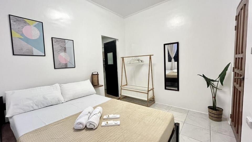 4BR North Siargao Beach House - Starlink Apartment in Siargao Island