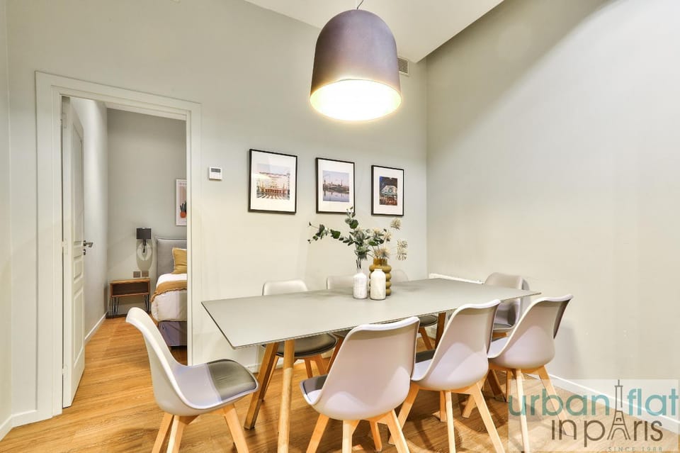 UrbanFlat 140 - Beautiful Duplex apartment in Saint-Germain des Pres Apartment in Paris