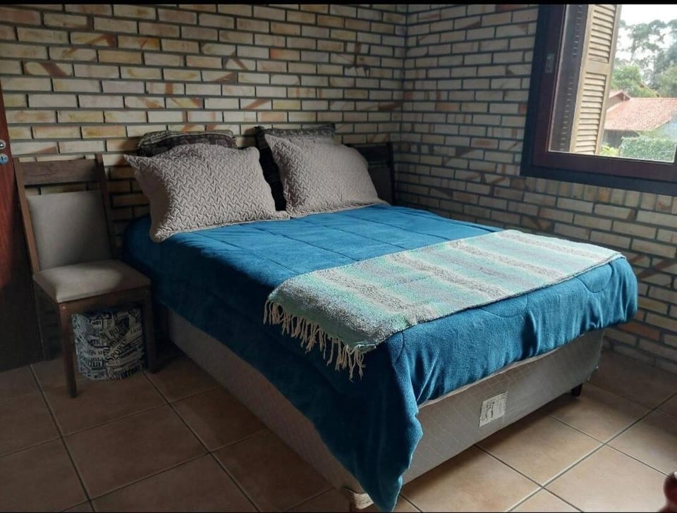 CASA, PRAIA DA FERRUGEM, 2 quart, ar-cond, Wi-Fi, PERTO DA PRAIA, 1 BANH, 1 LAVABO,GAROPABA ,SC House in Garopaba