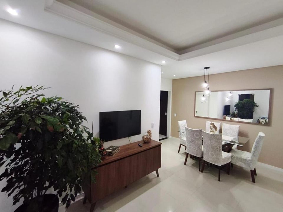 Communal lounge/ TV room, TV and multimedia, Living room, Seating area, Dining area