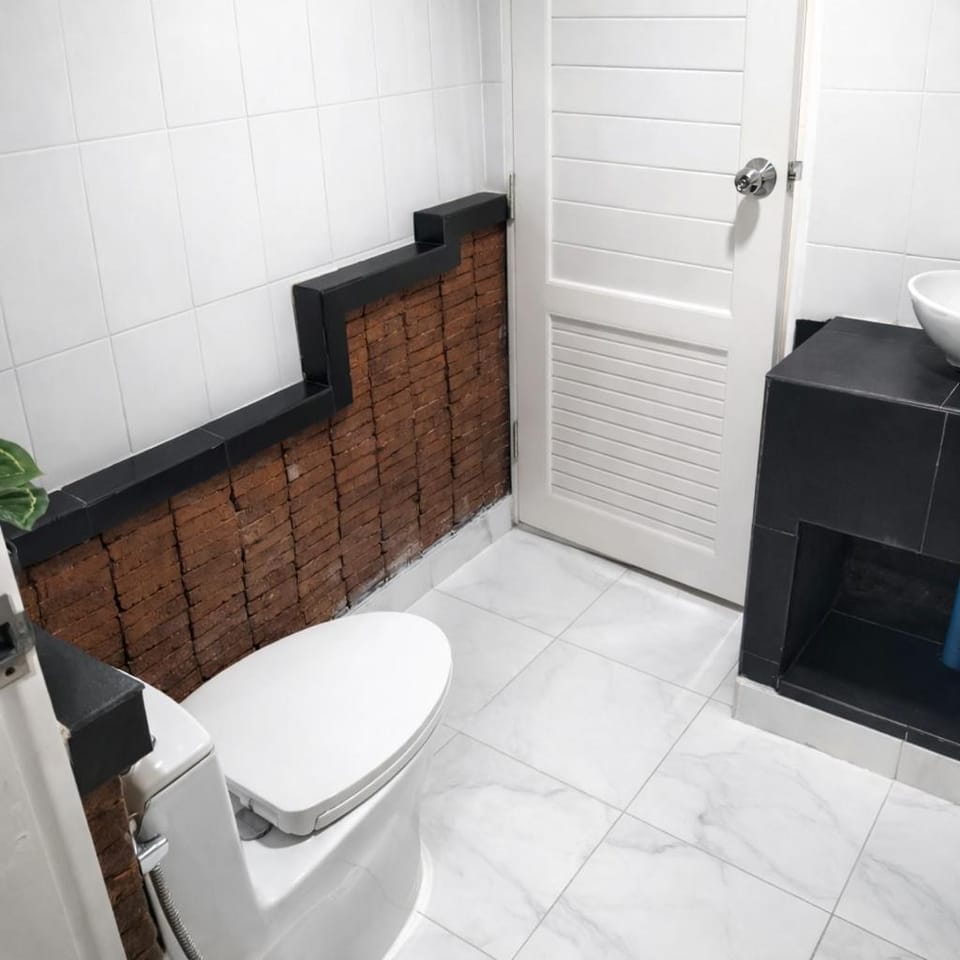 Toilet, Bathroom