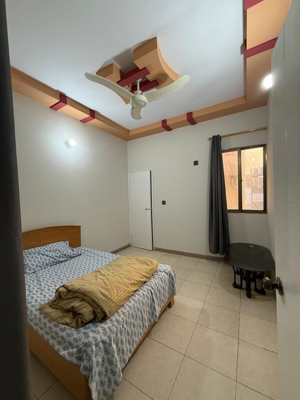 2 BED APARTMENT - 15 MINUTE DRIVEs FROM AIRPORT Apartment in Karachi