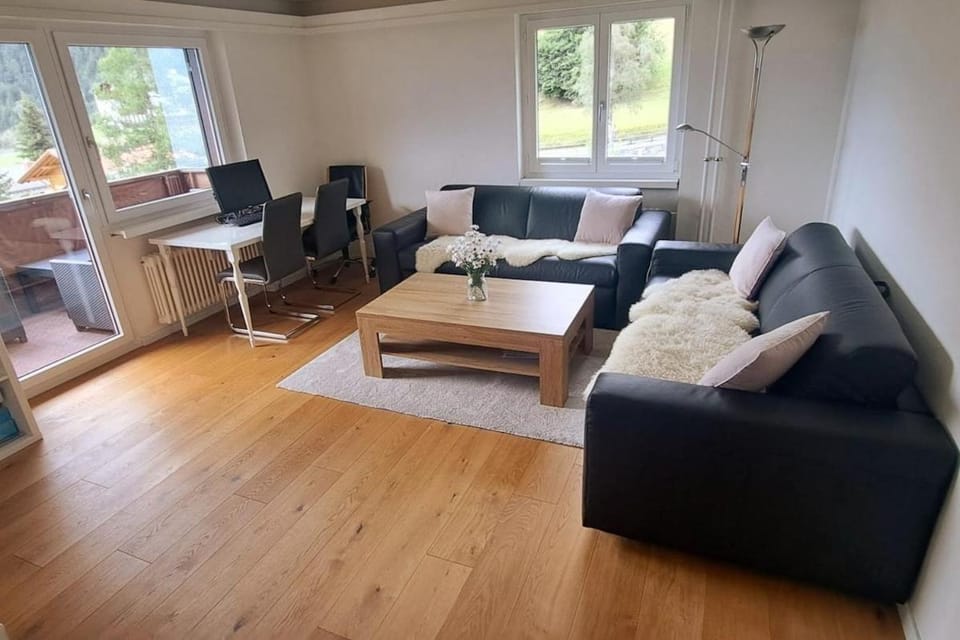 Alpine Retreat WEF - Nature, Tranquility & Comfort Apartment in Canton of Grisons