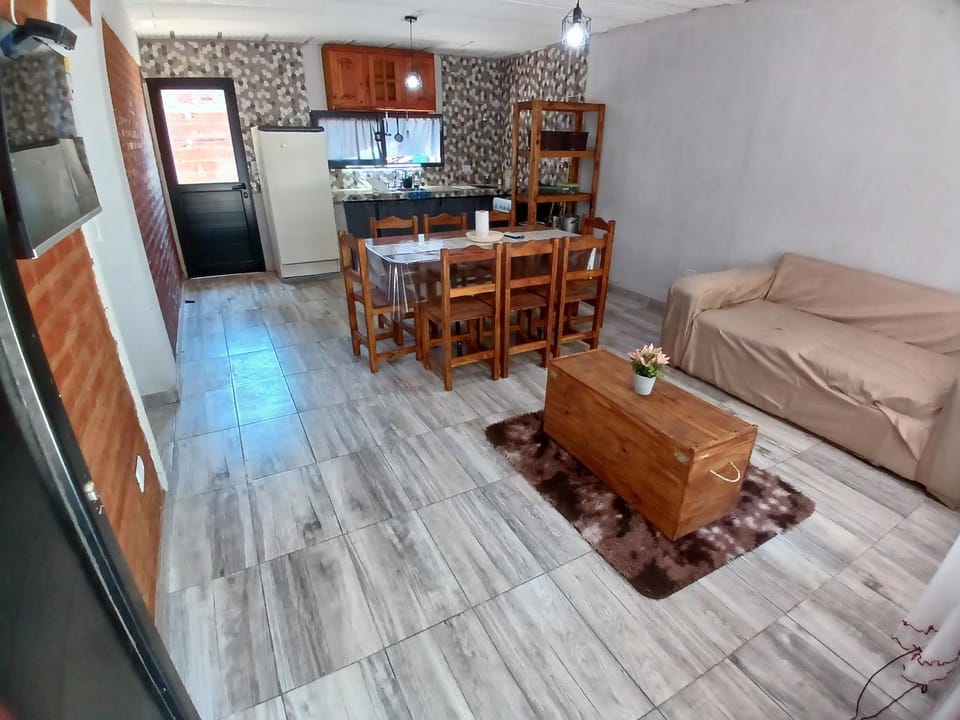 CASA CHALET con PARQUE House in San Bernardo del Tuyú