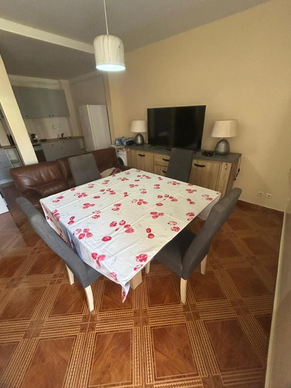 Communal lounge/ TV room, Dining area