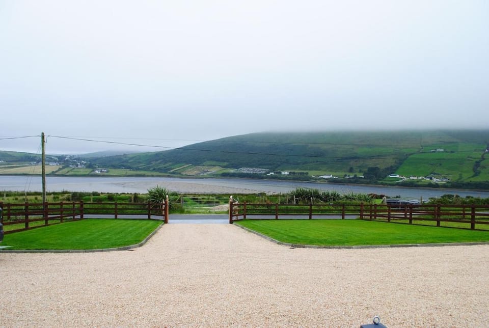 Garden view, Sea view