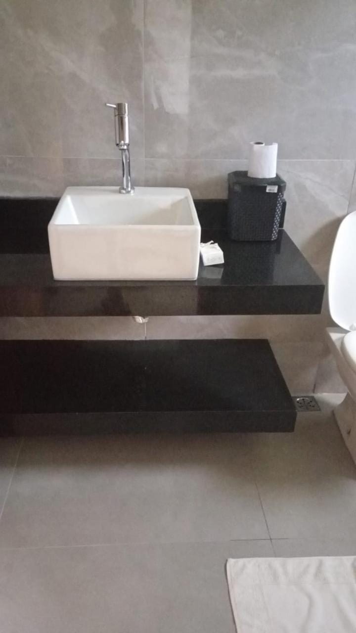 Vista maravilhosa com quarto amplo e confortável em Capitólio Vacation rental in State of São Paulo
