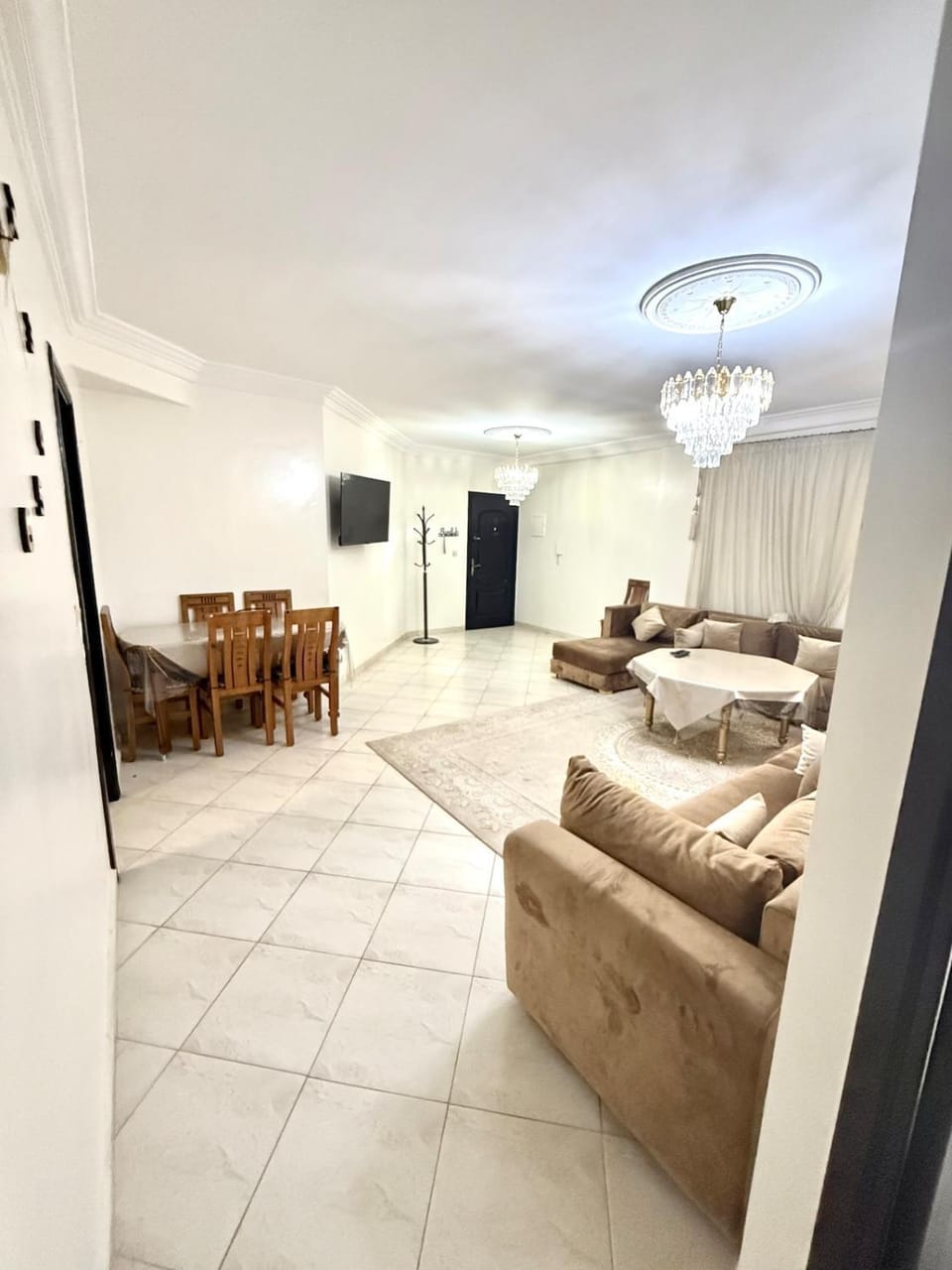 Chic and spacious apartment in Tangier, 2 suites Apartment in Tangier