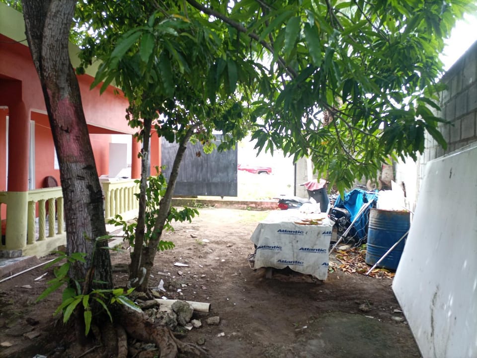 Cabeza De Toro, Locales Country House in Punta Cana