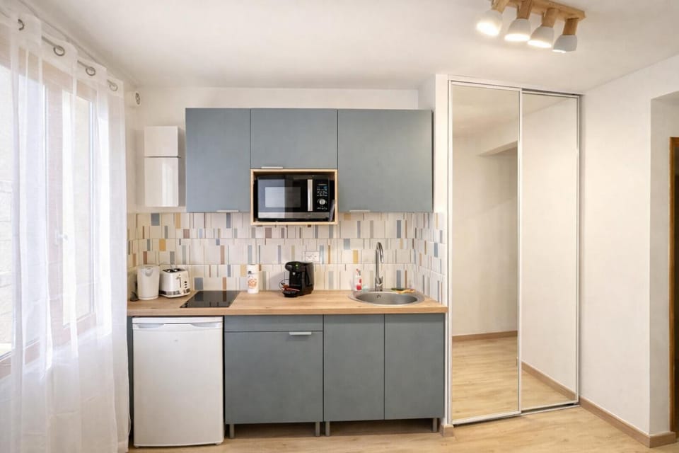 Studio - Lit double - Proche Centrex & Disneyland Apartment in Noisy-le-Grand