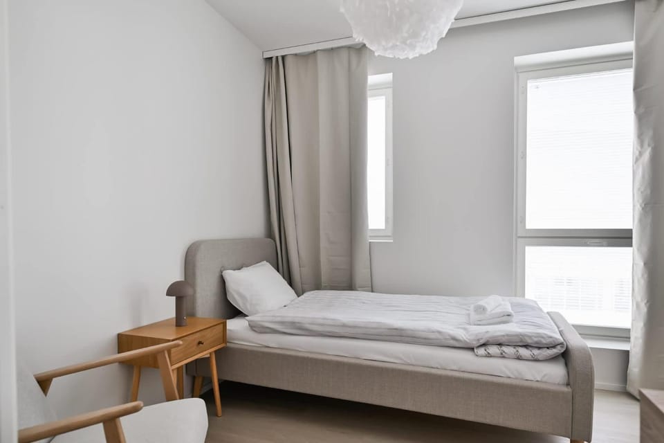 Urban Executive Suite - 3BDR - Sauna - Free Parking Apartment in Finland