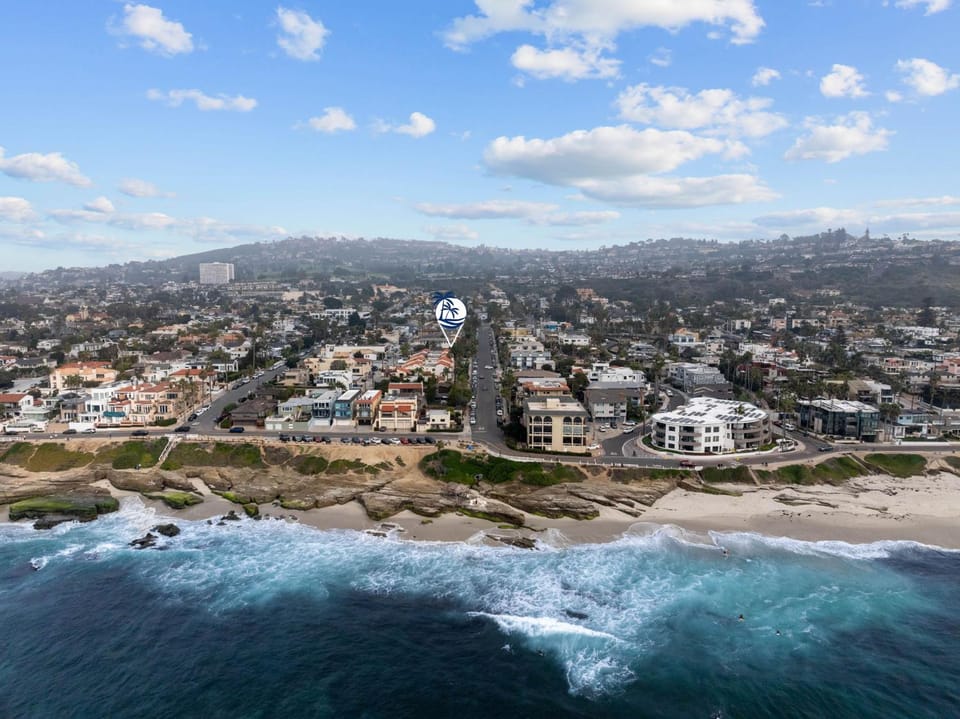 Ocean Paradise | Patio, Parking, BBQ, Location! House in La Jolla