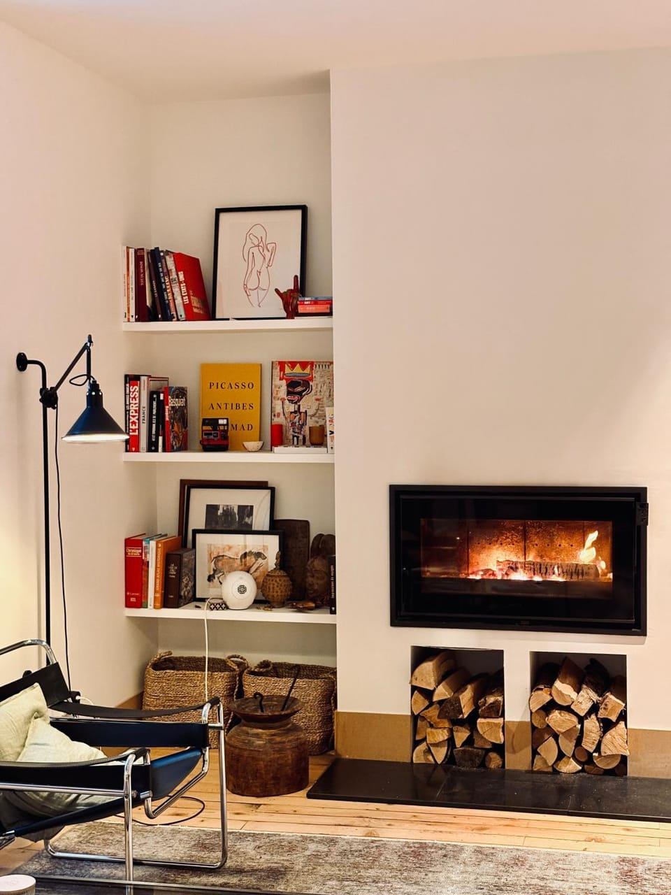 Library, Living room, Seating area, fireplace