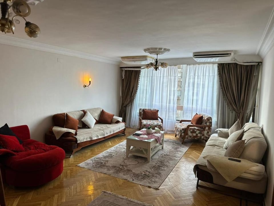 Luxury apartment with a Nile view in Maadi Apartment in Cairo Governorate