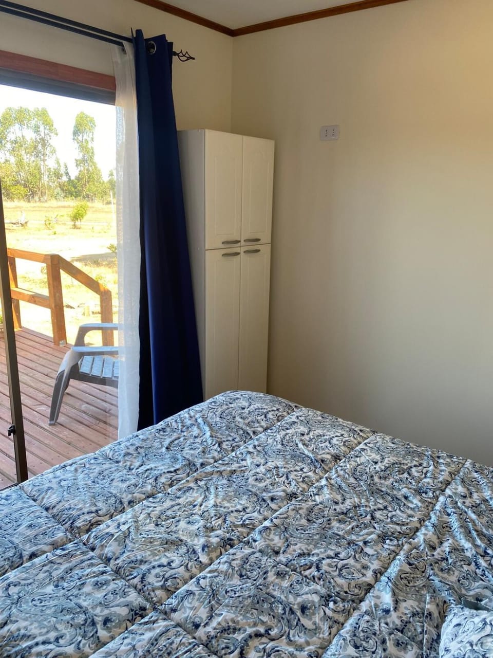 Bed, wardrobe