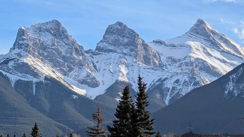 2 Bedroom Condo Banff, Canmore sleeps 6 comfortably Apartment in Canmore