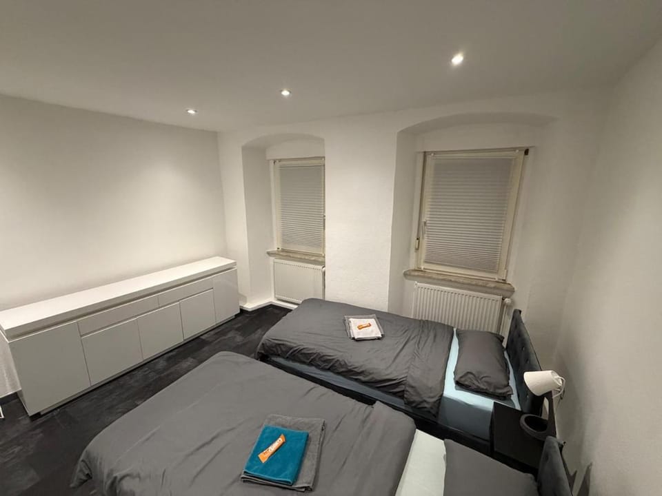 Zentrales 3-Schlafzimmer-Apartment in Würzburg-Hdf Apartment in Wurzburg