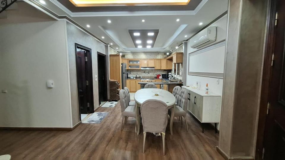 فيلا مفروشة للايجار فى كمبوند ريحانة بمدينة 6 أكتوبر Villa in Egypt