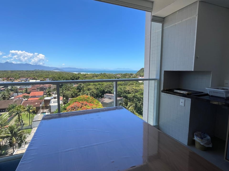 Natural landscape, BBQ facilities, View (from property/room), Dining area, Mountain view