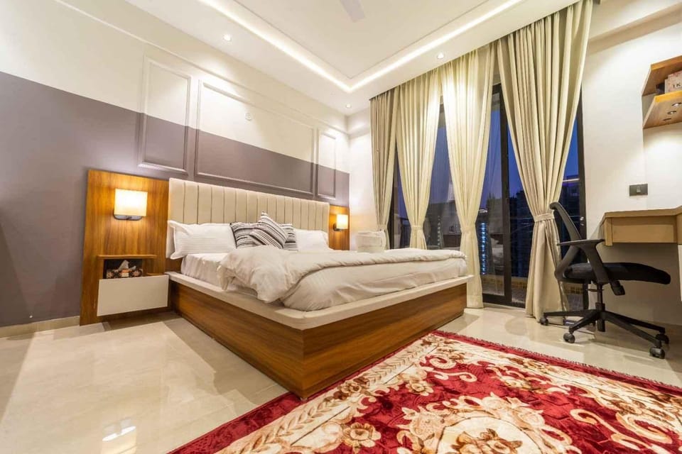 Celestia Grand Bed and Breakfast in Lucknow