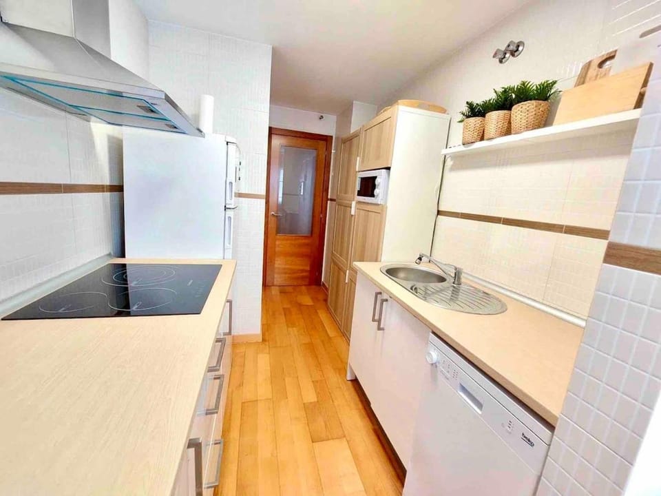 Apartamento familiar close to City Center Apartment in Malaga