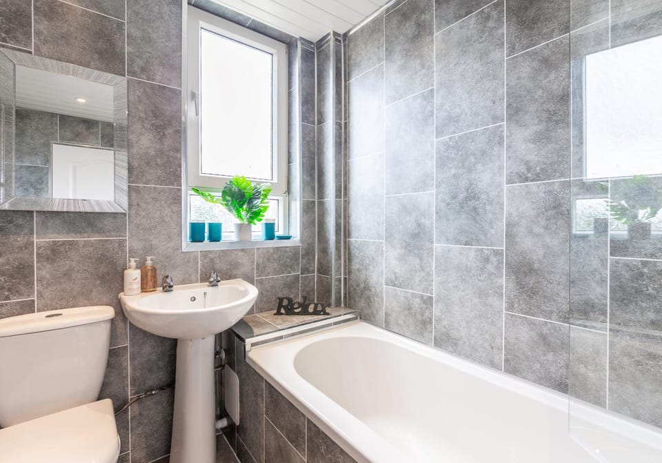 Broomfield No 31 by Klass Living Airdrie Apartment in Airdrie