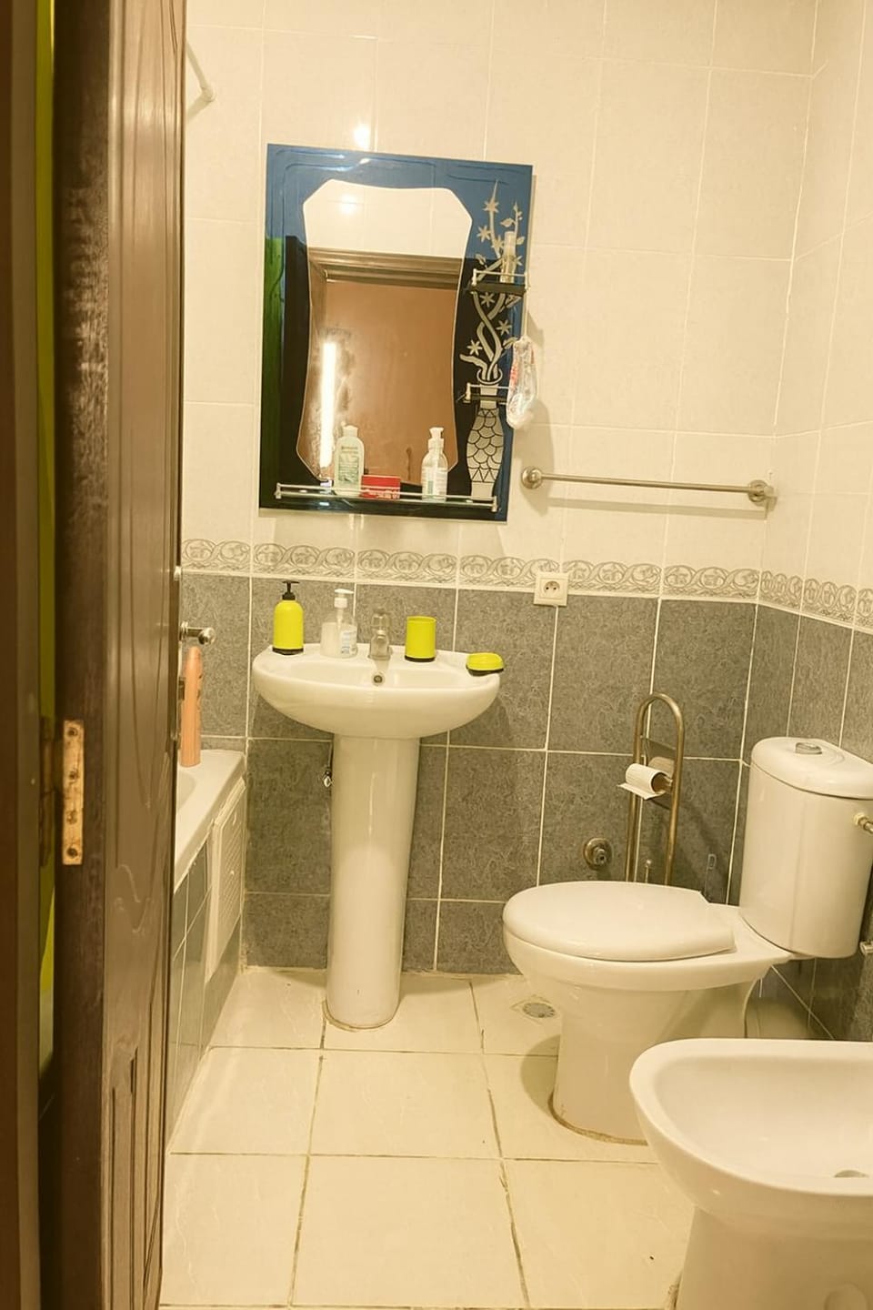 Shower, Toilet, Bathroom, bidet