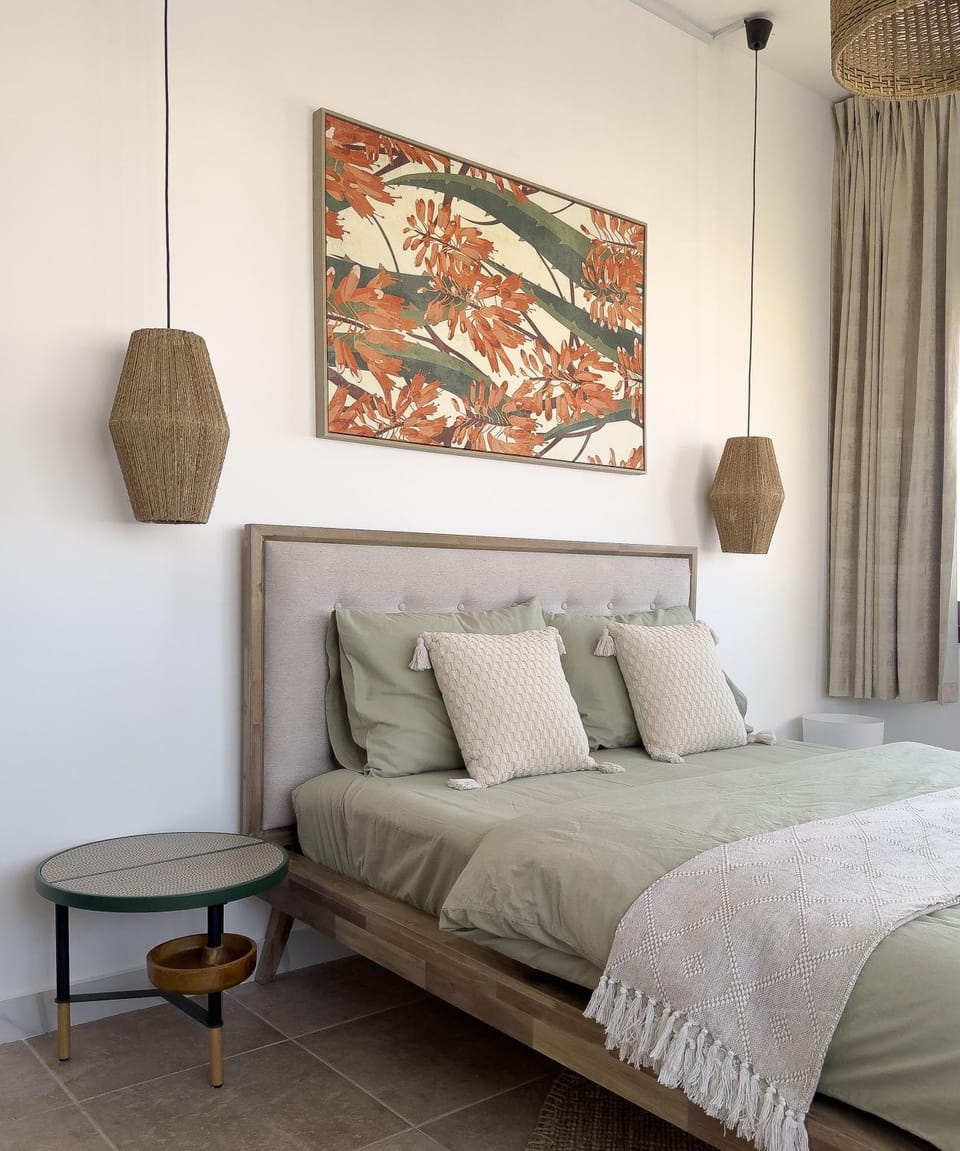 Bed, Bedroom