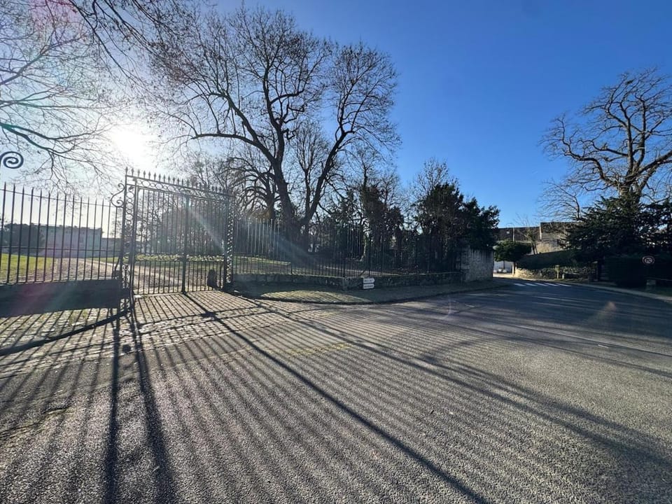 Maison de ville calme 4 pers, parking Orly 20min , RER D, Évry Apartment in Île-de-France