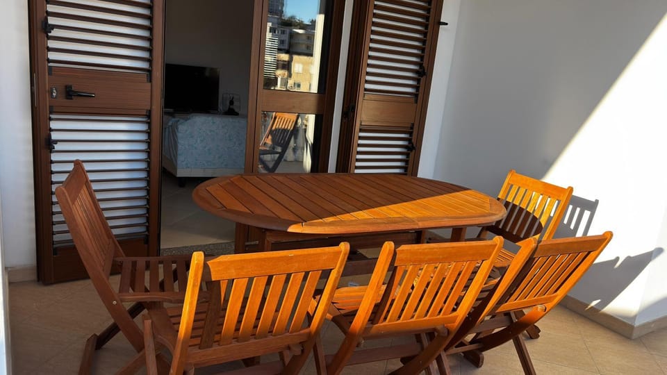 Balcony/Terrace, Dining area