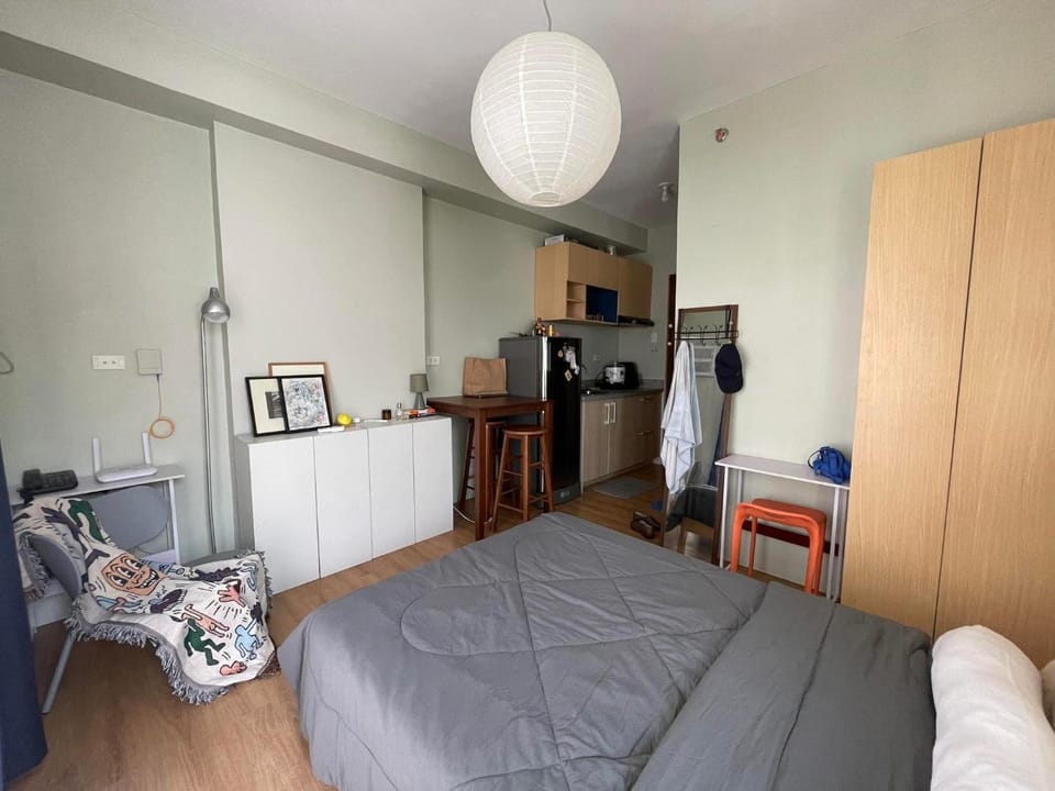 Bed, Kitchen or kitchenette, Living room, Photo of the whole room