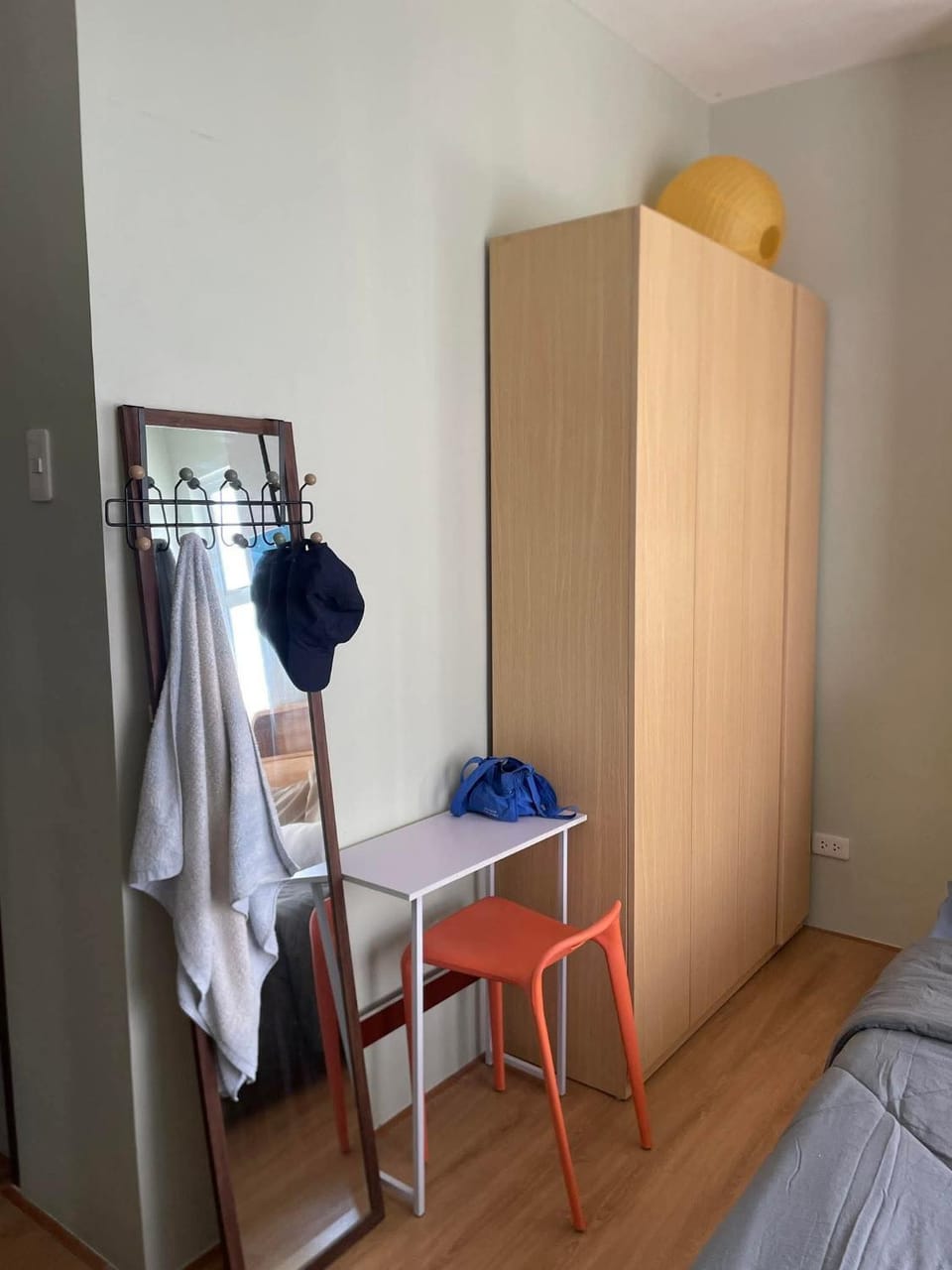Bed, wardrobe