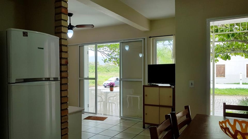 TV and multimedia, Dining area