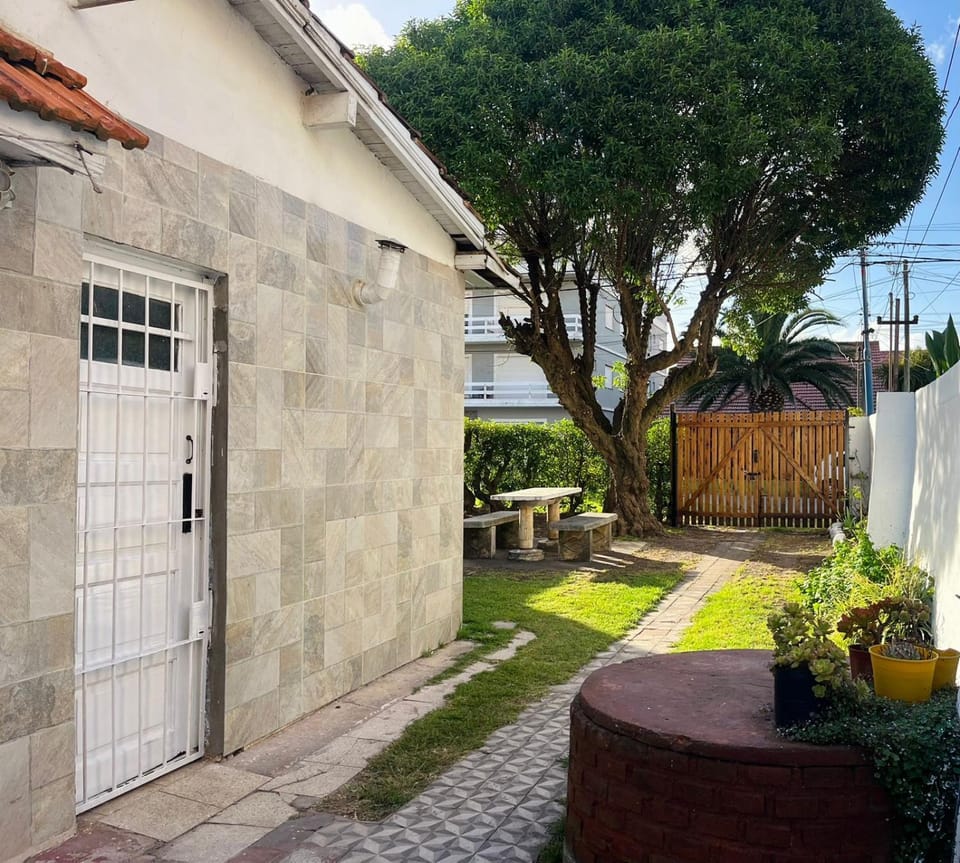 Property building, Patio, Parking
