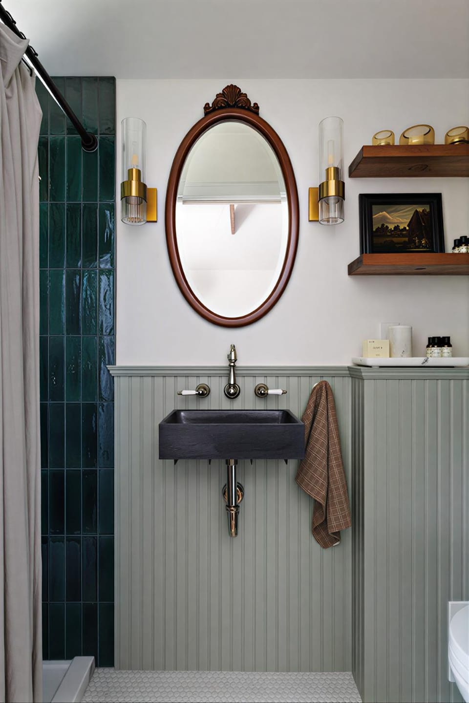 Bathroom, towels