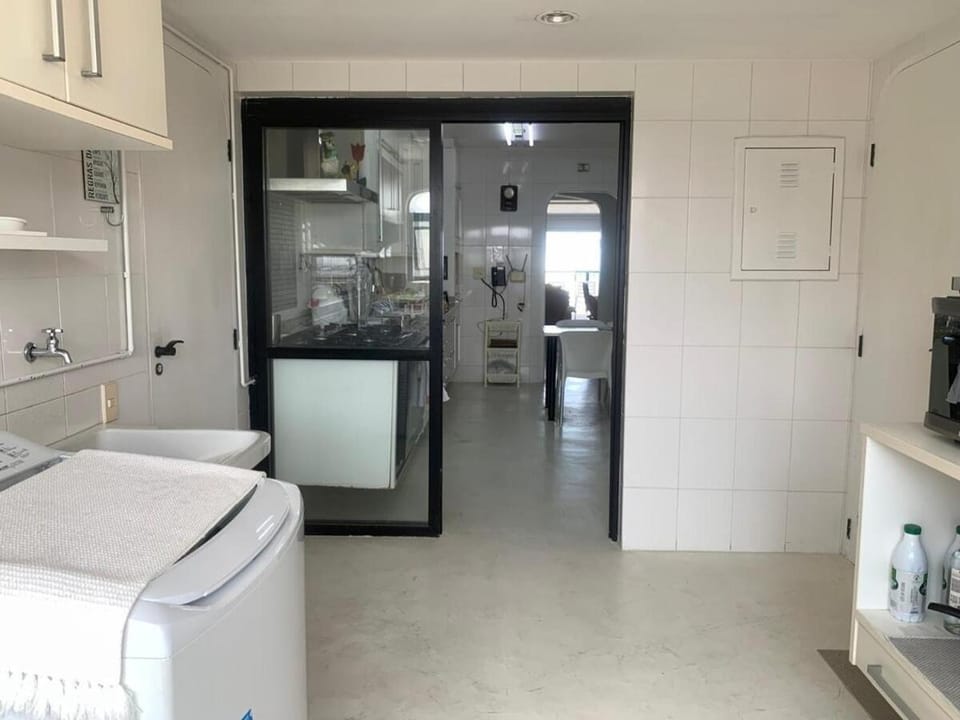 Apto maravilhoso com vista para o mar em condomínio lazer completo Apartment in State of São Paulo