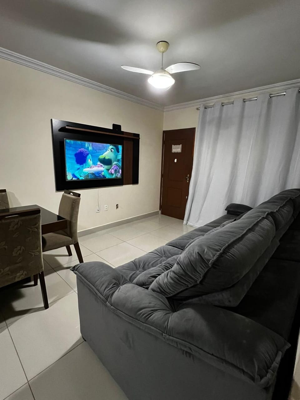 Communal lounge/ TV room, TV and multimedia, Living room